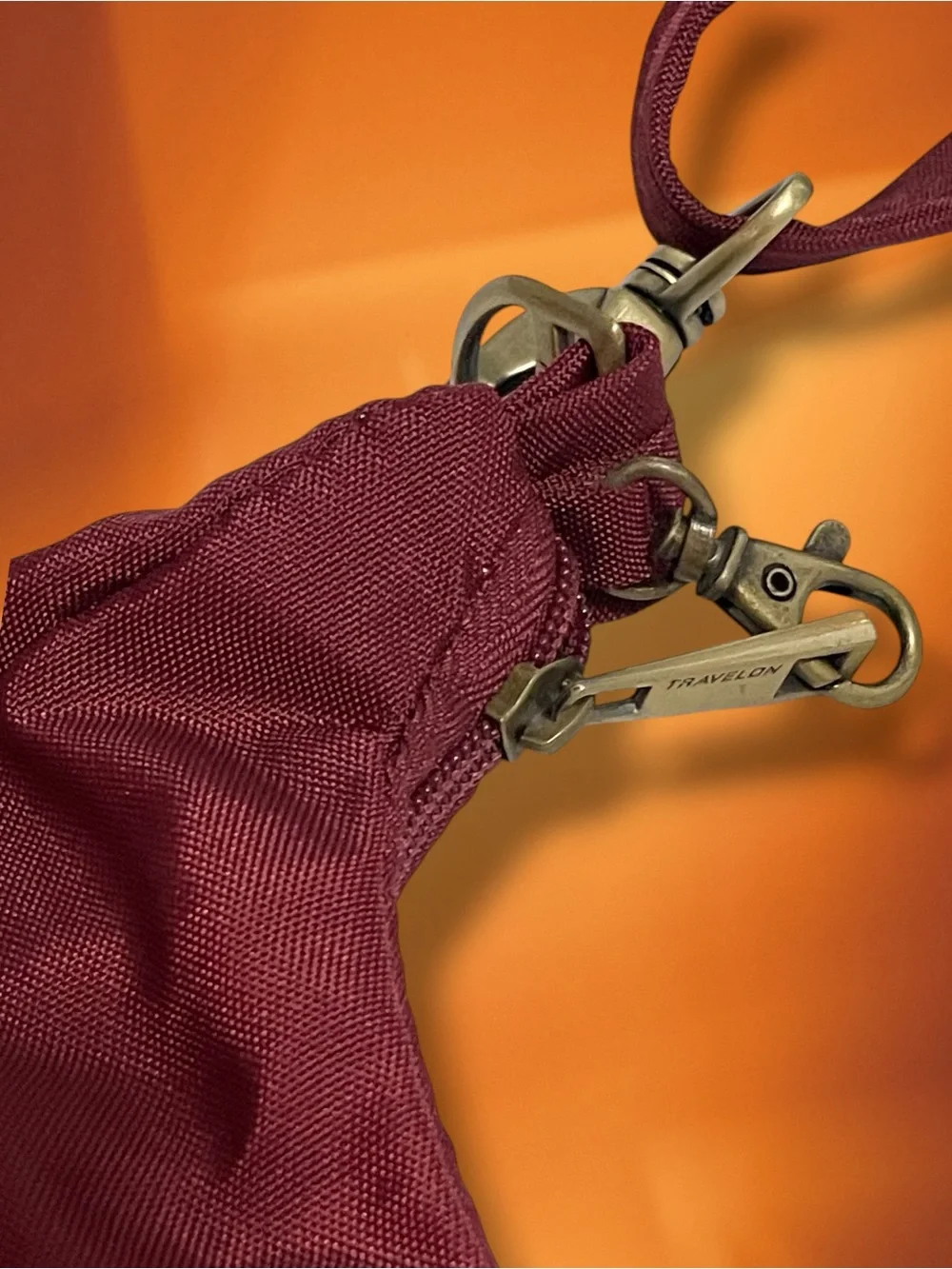 Travelon Anti-Theft Classic Hobo Crossbody Bag & RFID Wallet Set Wine Burgundy